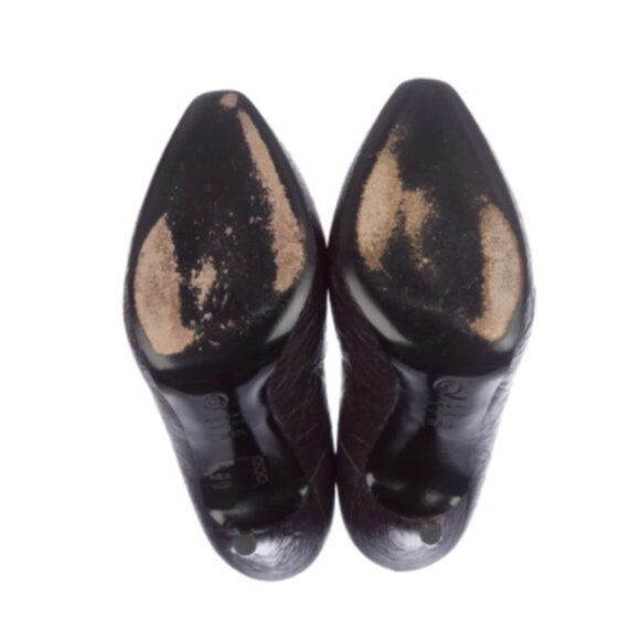 Alexander McQueen Leather Pumps Size 8.5 Embossed Pointed Toe Shoes 5.25" Heels - Picture 5 of 6